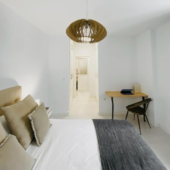 Lovely 2-Bed In Granada 1Min To Gran Via De Colon By Sharingco Zewnętrze zdjęcie