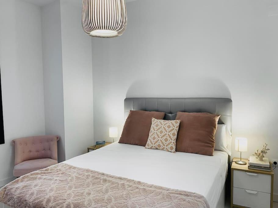 Lovely 2-Bed In Granada 1Min To Gran Via De Colon By Sharingco Zewnętrze zdjęcie